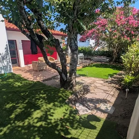Spacious With Garden
